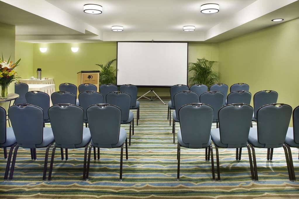 Hotel photo 13 of DoubleTree by Hilton Hotel Alana - Waikiki Beach.