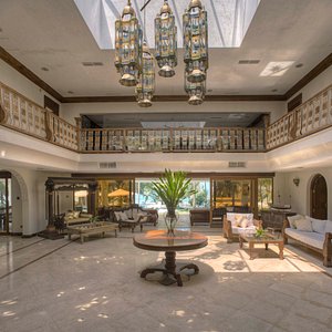 Almanara Luxury Villas, hotel in Diani Beach