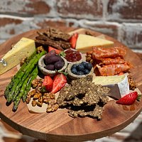 Our epic Milawa Platters contain mostly local ingredients with many offerings made in-house!