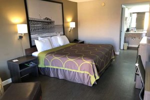 Room & Suite