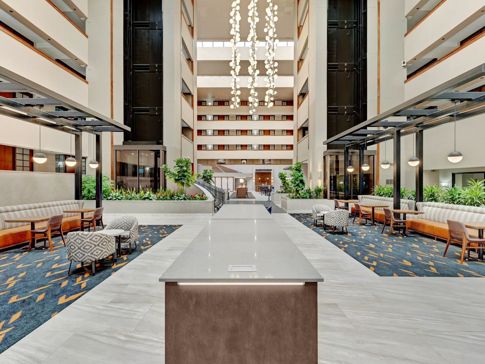 oklahoma city airport hotels with shuttle