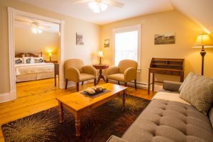 Room & Suite