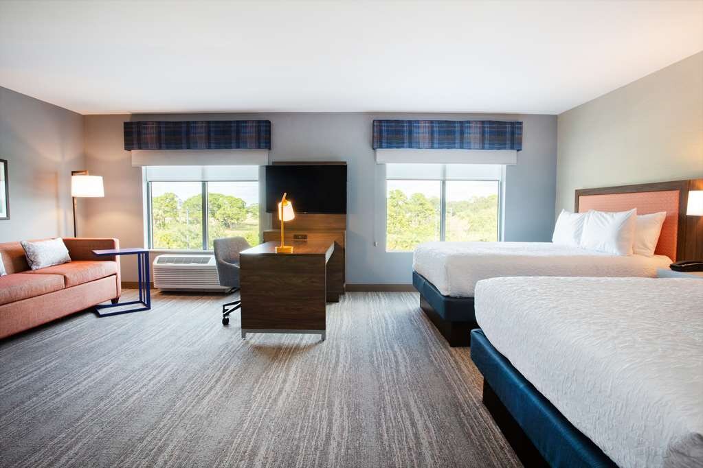 Hotel photo 26 of Hampton Inn & Suites North Port.
