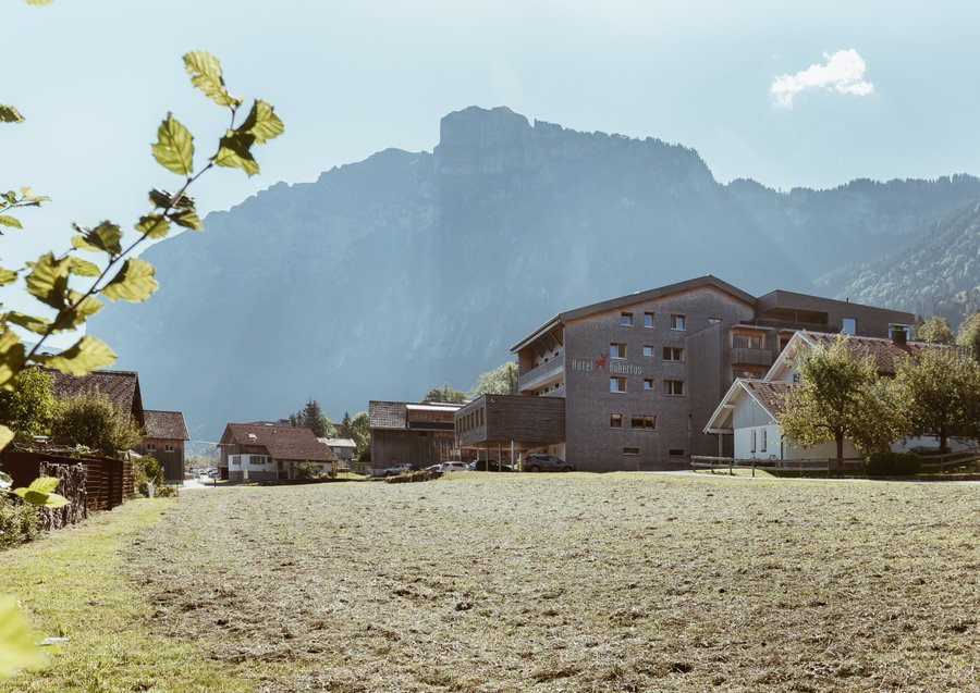 hotel hubertus mellau gmbh mellau österreich