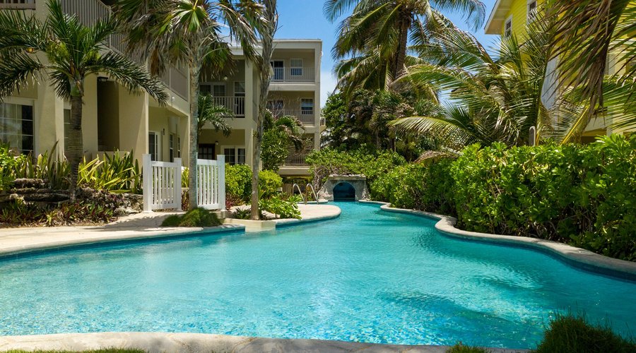 Bermuda Landing pool