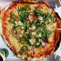 "L'Italienne", au jambon crû et à la roquette