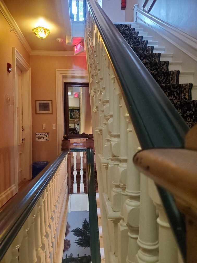 SUTTON HOUSE BED & BREAKFAST - Prices & B&B Reviews (Center Harbor, NH)
