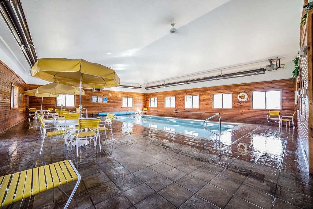 Yellowstone River Inn &amp; Suites, khách sạn tại Livingston
