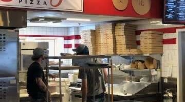 Crusty's Pizza at 780 Village Drive #104 in Tamarack ID 83615-7734 for fresh hot pizza