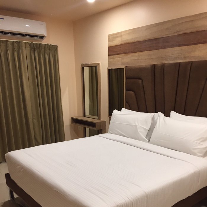 HOTEL CENTRAL AVENUE - Prices & Reviews (Sangli, India)