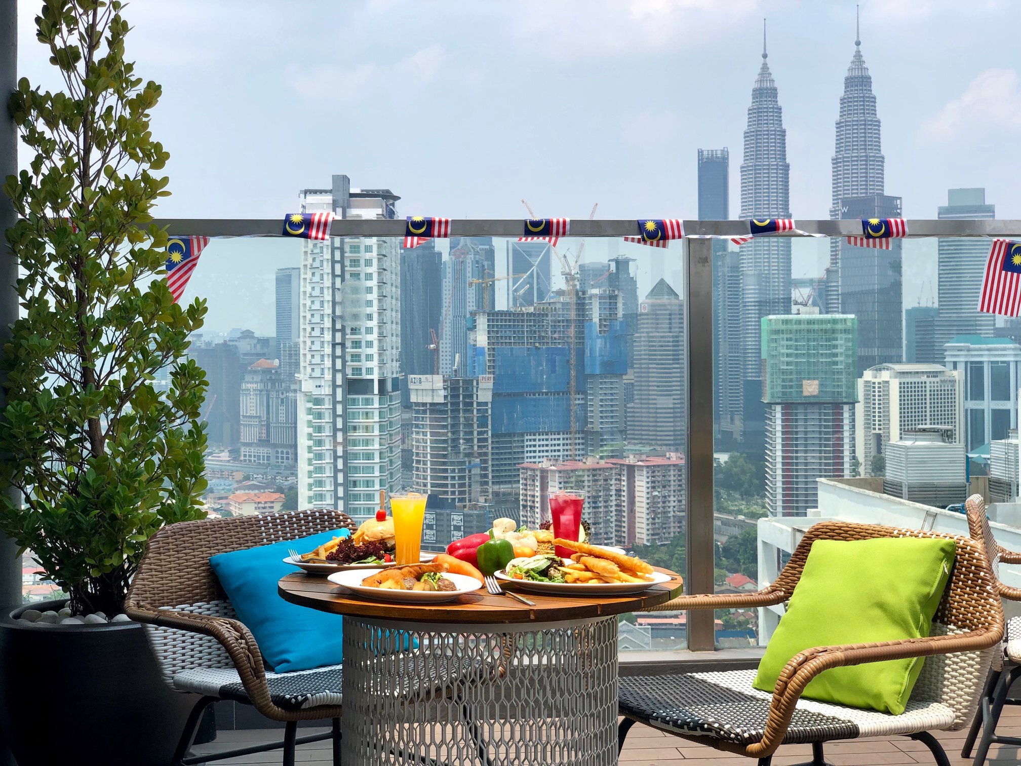 Rooftop 25 Bar And Lounge Kl (クアラルンプール) の口コミ227