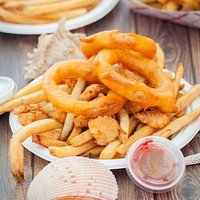Lee's Seafood at Joe's Playland