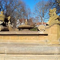 Wettinbrunnen im Bismarckhain