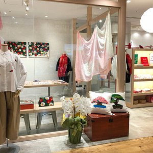 21年 ユニクロ 東京ソラマチ店 行く前に 見どころをチェック トリップアドバイザー 21年 ユニクロ 東京ソラマチ店 行く前に 見どころをチェック トリップアドバイザー