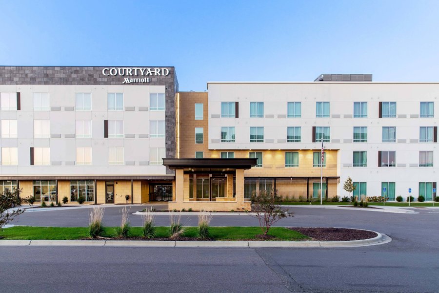 COURTYARD BY MARRIOTT ST PAUL WOODBURY $94 ($̶1̶0̶7̶) - Updated 2021 ...