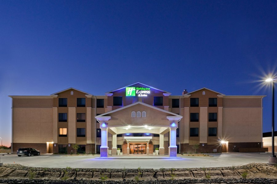 Holiday Inn Express & Suites Deming Mimbres Valley, an IHG hotel