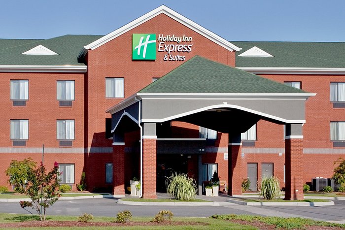 HOLIDAY INN EXPRESS & SUITES SUFFOLK AN IHG HOTEL $118 ($̶1̶6̶7̶ ...