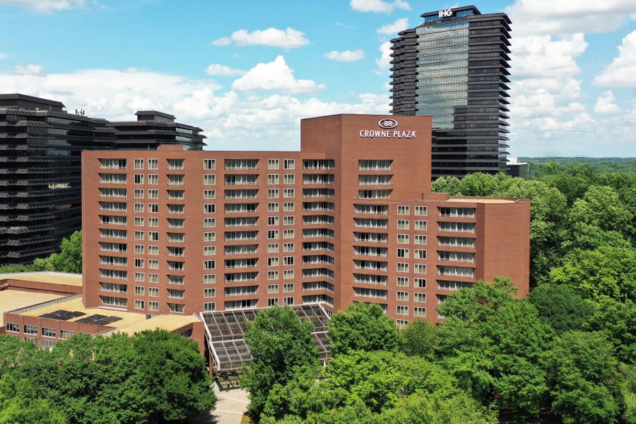 Crowne Plaza Atlanta Perimeter at Ravinia - UPDATED 2021 Prices ...