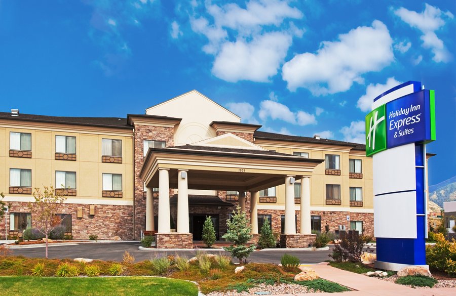 HOLIDAY INN EXPRESS HOTEL SUITES TOOELE  142     1  6  5    Prices