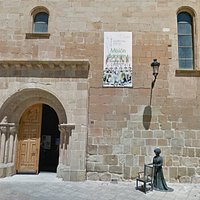 In front of the church Santa Maria la Mayor
