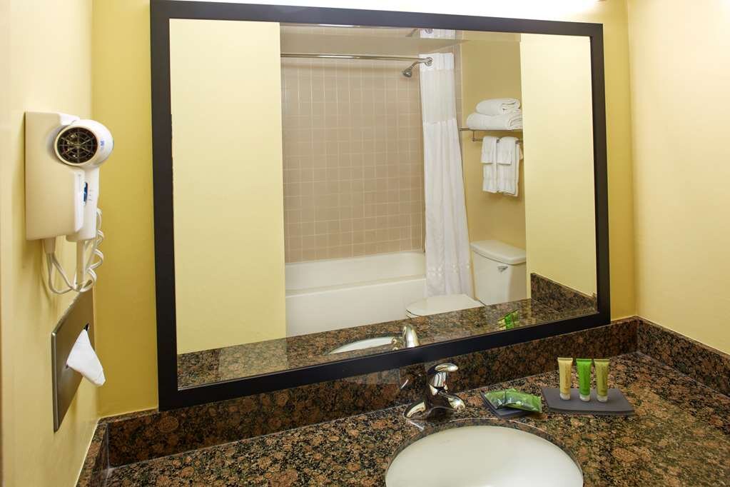 Hotel photo 56 of Best Western The Plaza Hotel.