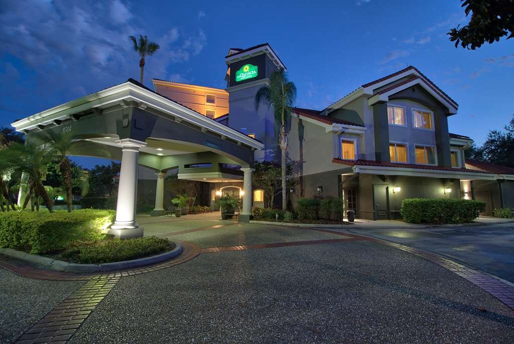 Hotel photo 18 of La Quinta Inn & Suites by Wyndham Orlando I Drive/Conv Ctr.