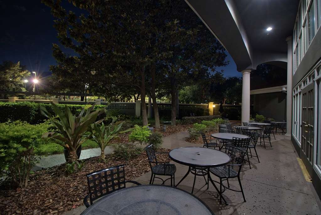 Hotel photo 12 of La Quinta Inn & Suites by Wyndham Orlando I Drive/Conv Ctr.
