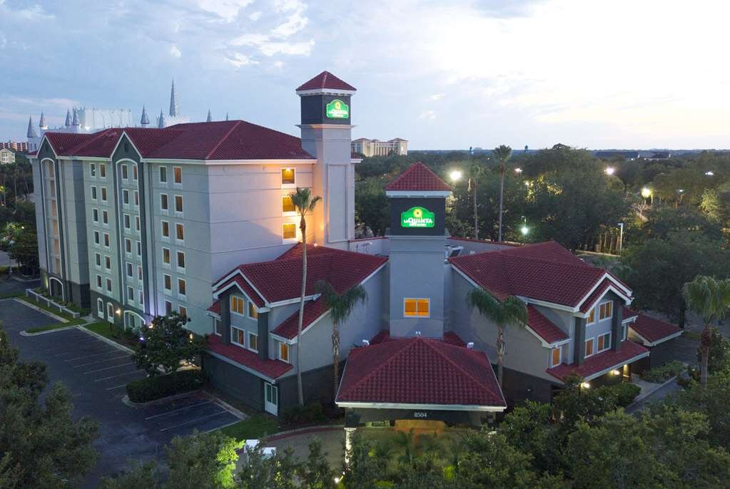 Hotel photo 5 of La Quinta Inn & Suites by Wyndham Orlando I Drive/Conv Ctr.