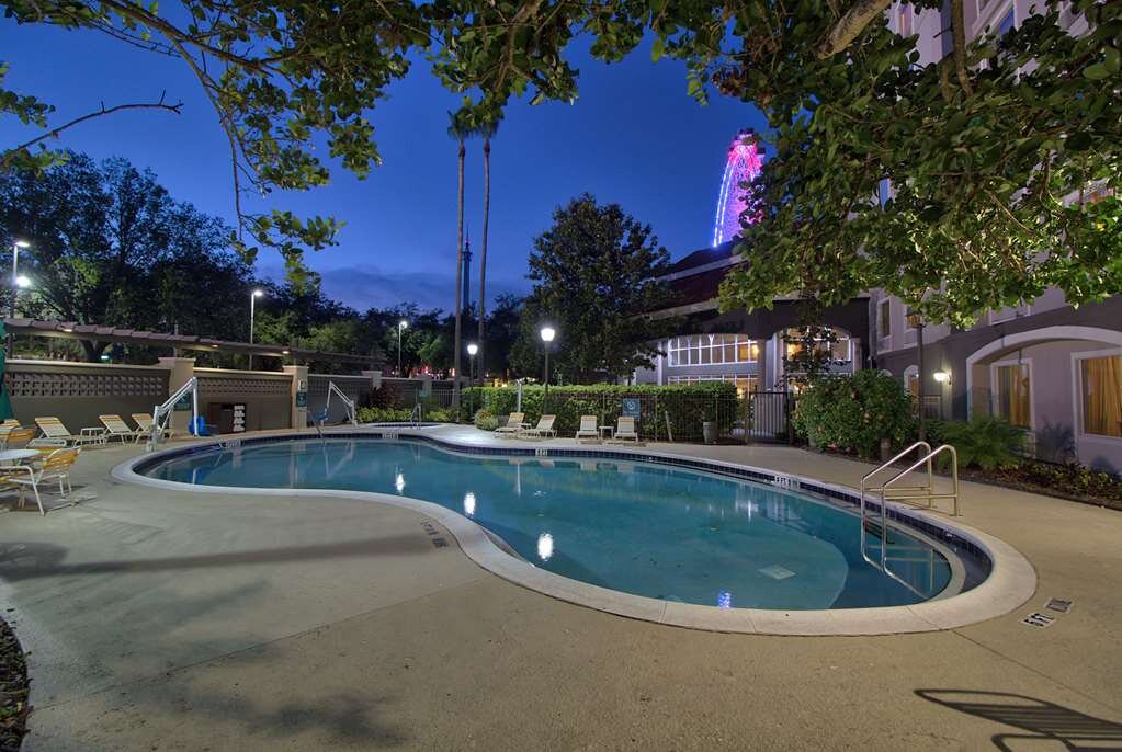 Hotel photo 17 of La Quinta Inn & Suites by Wyndham Orlando I Drive/Conv Ctr.