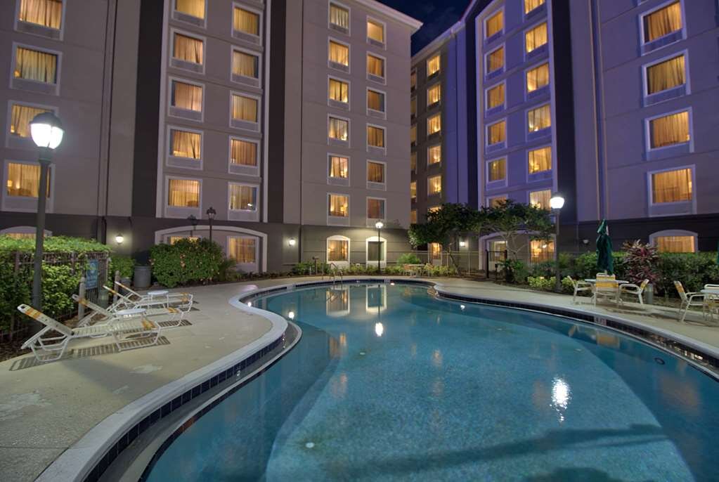 Hotel photo 11 of La Quinta Inn & Suites by Wyndham Orlando I Drive/Conv Ctr.