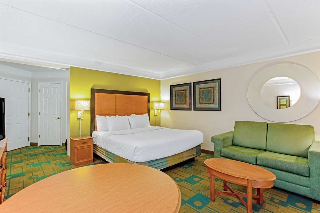 Hotel photo 25 of La Quinta Inn & Suites by Wyndham Orlando I Drive/Conv Ctr.