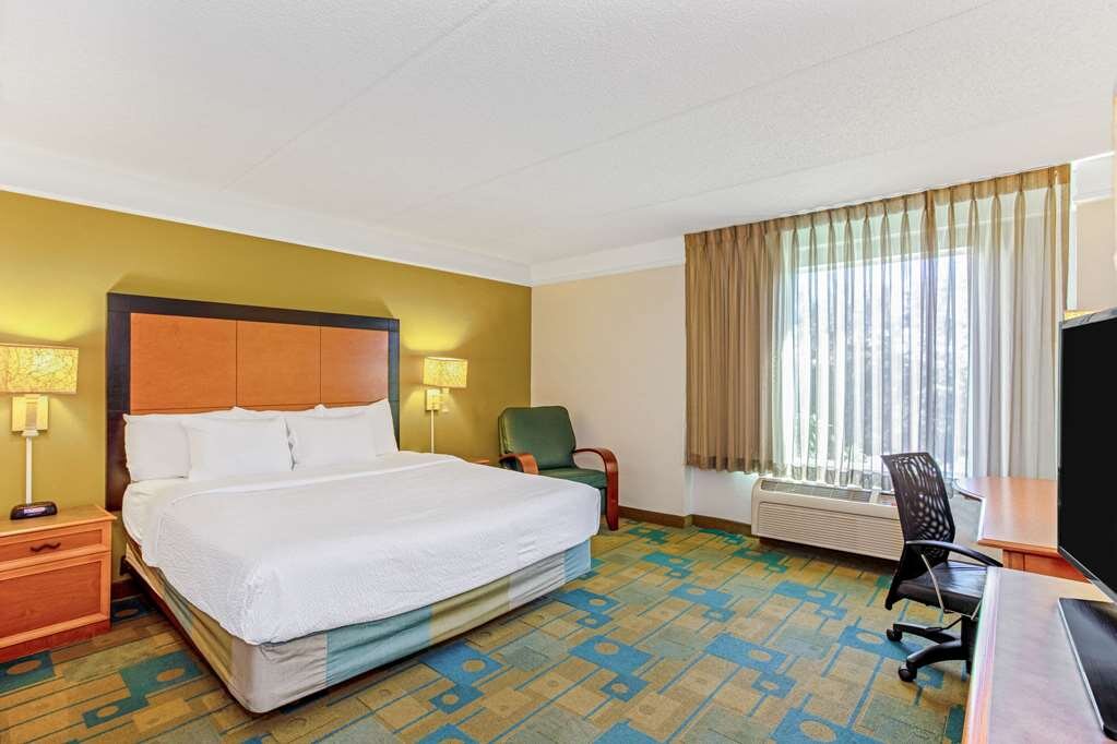 Hotel photo 6 of La Quinta Inn & Suites by Wyndham Orlando I Drive/Conv Ctr.