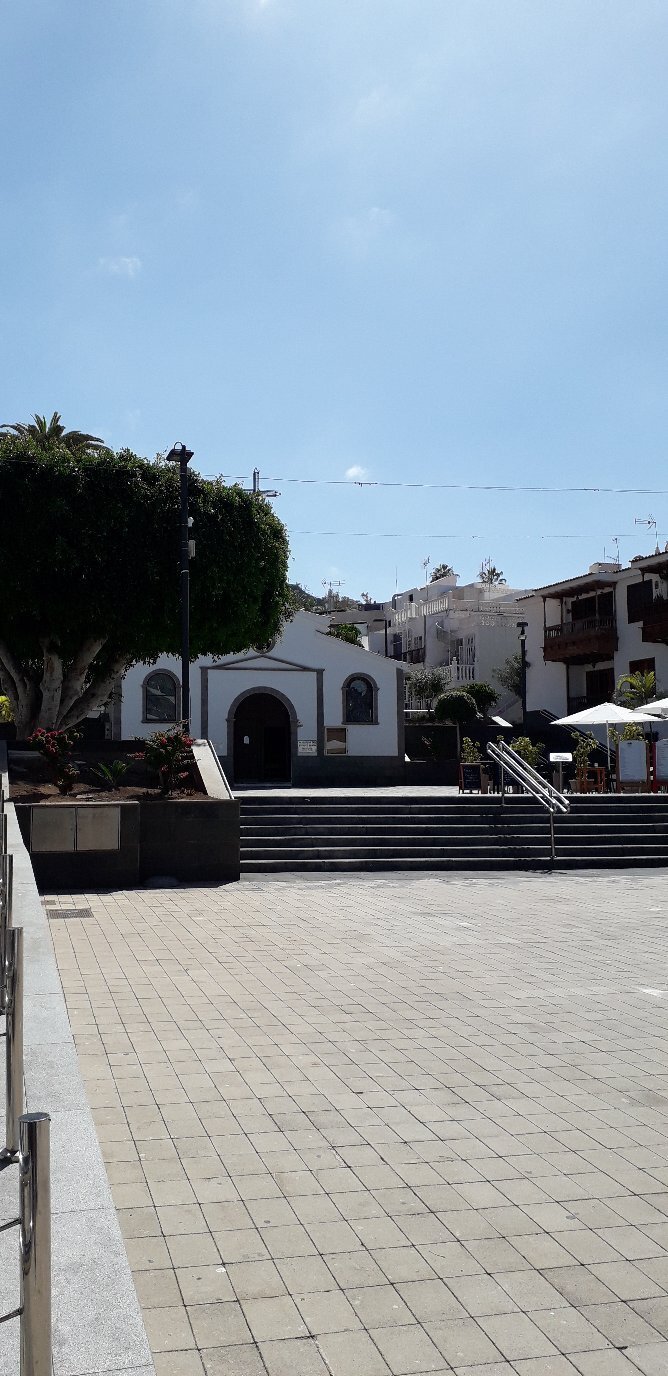 Imagen 6 de Catholic Church of the Holy Spirit