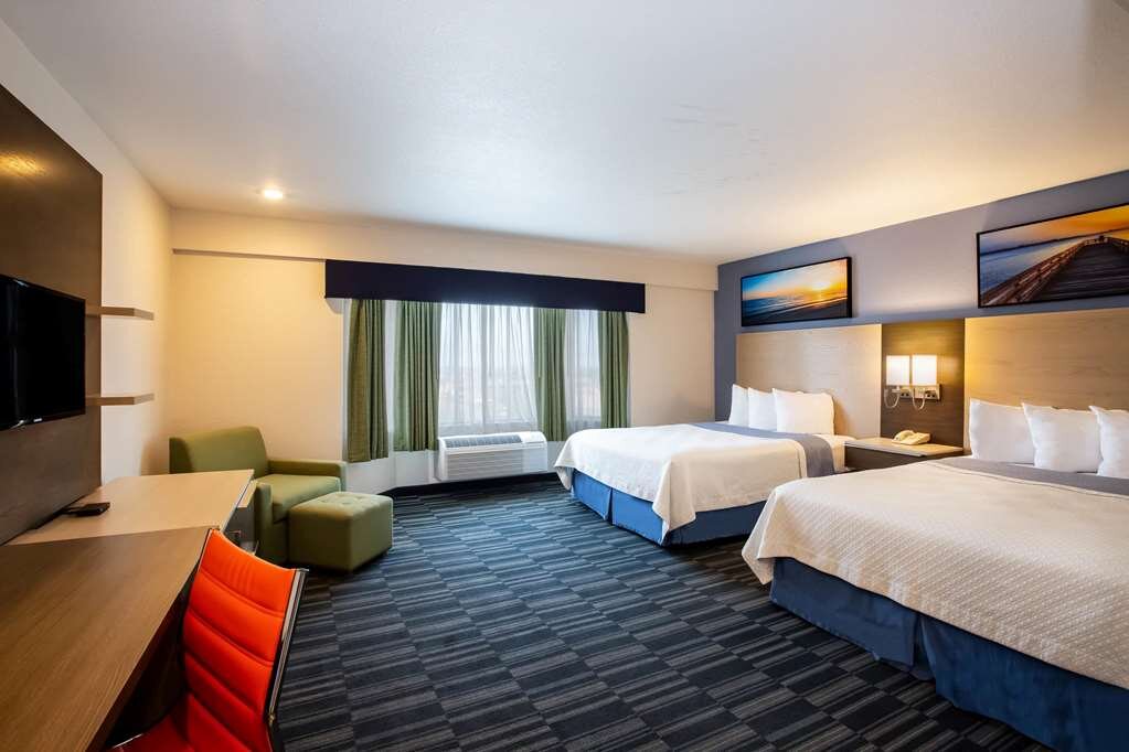 Hotel photo 8 of Days Inn by Wyndham Monterey Downtown.