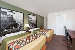 Room & Suite