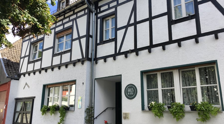 HAUS AM GIEBEL - Lodging Reviews (Heimbach, Germany) HAUS AM GIEBEL -  Lodging Reviews (Heimbach, Germany)