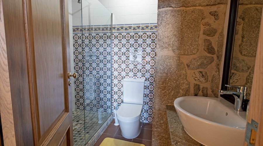 Private bedroom ensuite