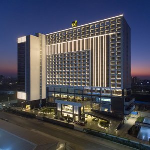 Hotel Facade