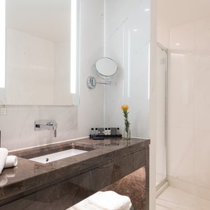 Saz City Life Hotel in Ioannina, image may contain: Furniture, Bed, Interior Design, Lamp