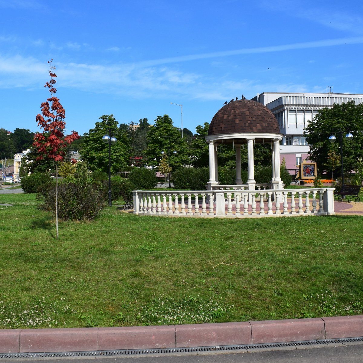 Сквер дружбы народов Брянск