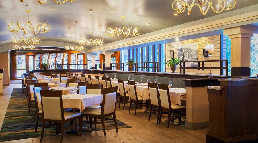 Riverside Grill