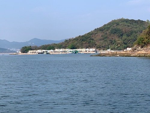 islands to visit in hong kong