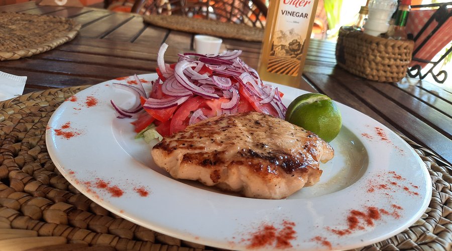 Pork cutlet with salad 