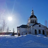 ⛪