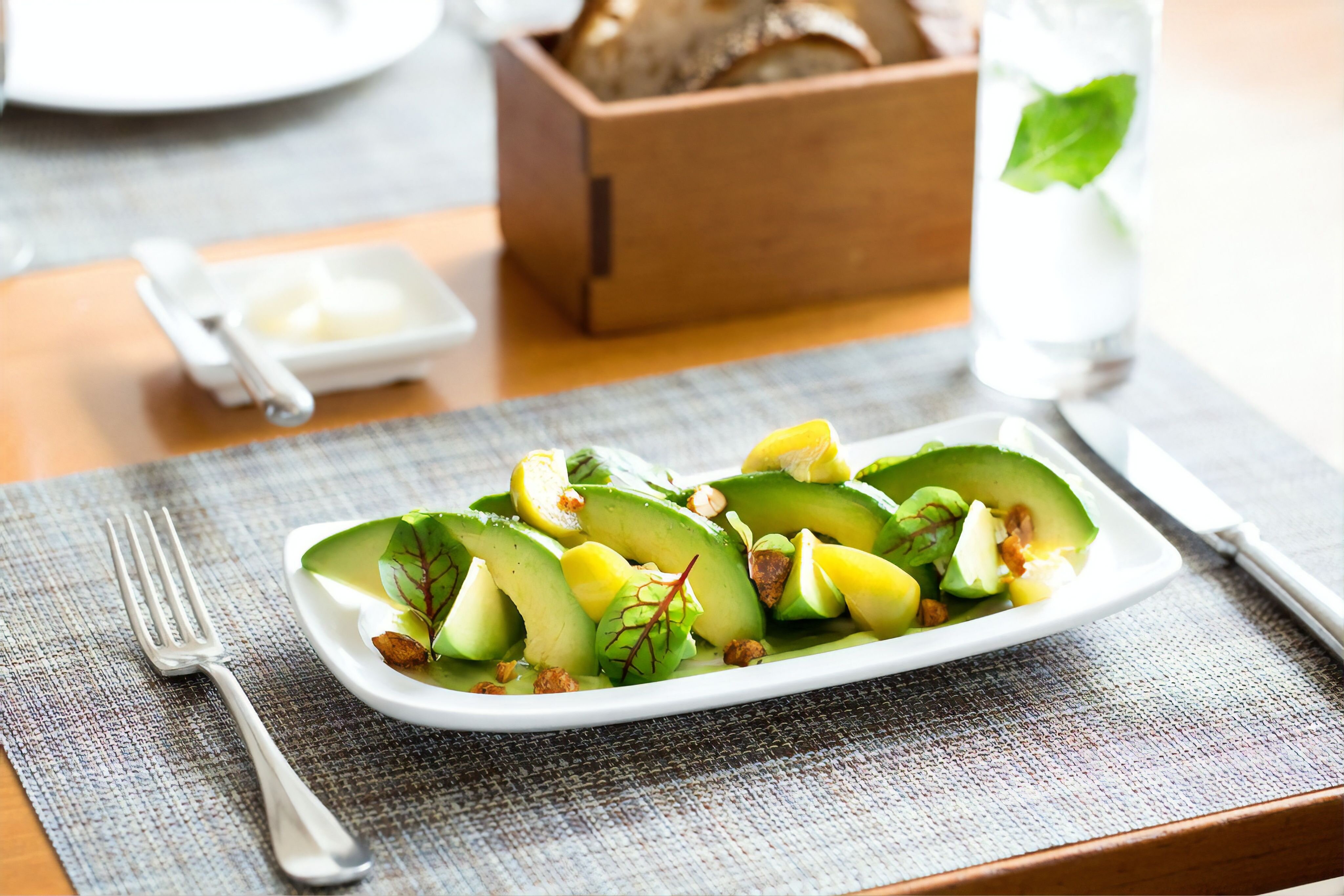 DIE 10 BESTEN Restaurants In Los Angeles 2024 Mit Bildern   Avocado Salad 