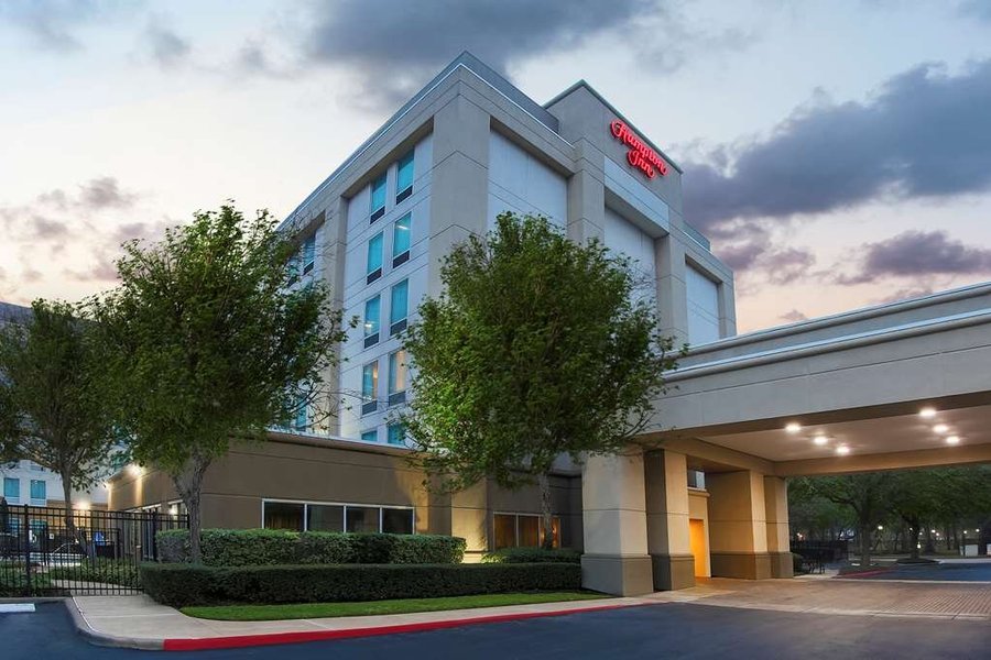 HAMPTON INN HOUSTON - NEAR THE GALLERIA $79 ($̶1̶0̶5̶) - Updated 2021