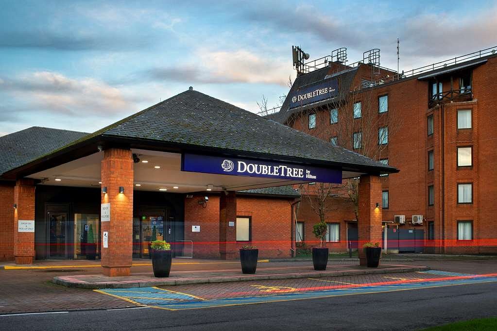 DoubleTree by Hilton Manchester Airport, hotell i Manchester