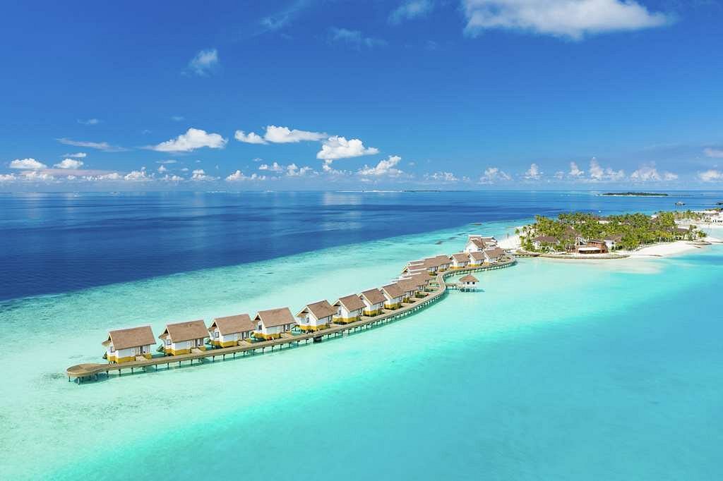 SAii Lagoon Maldives, Curio Collection by Hilton, hotel in Male