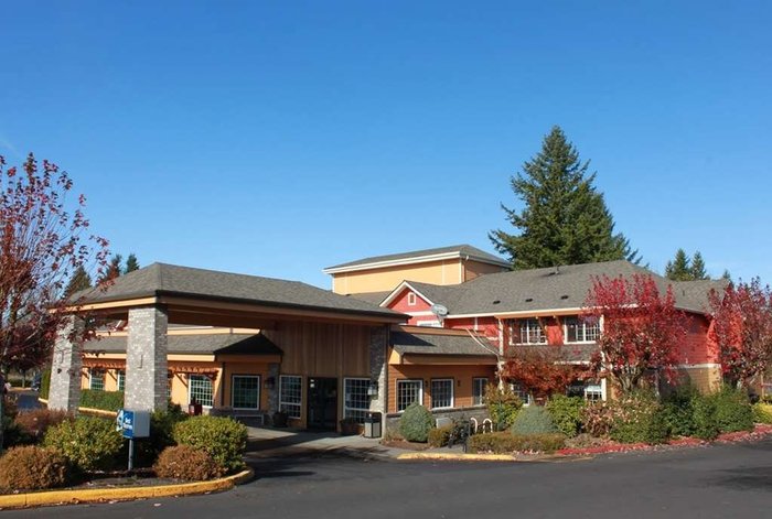 BEST WESTERN SANDY INN $135 ($̶1̶6̶9̶) - Updated 2023 Prices & Hotel ...