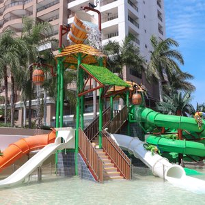 Sunny’s Place Splash Water Park